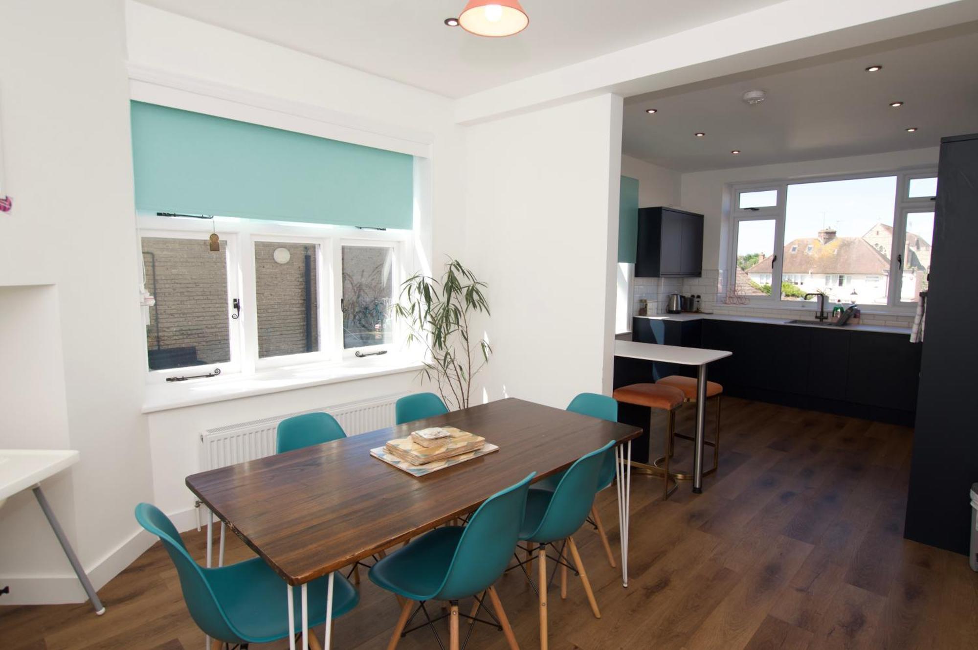 Appartement Beautiful Large 3-Bed Coastal Flat With Parking. à Frinton-on-Sea Extérieur photo