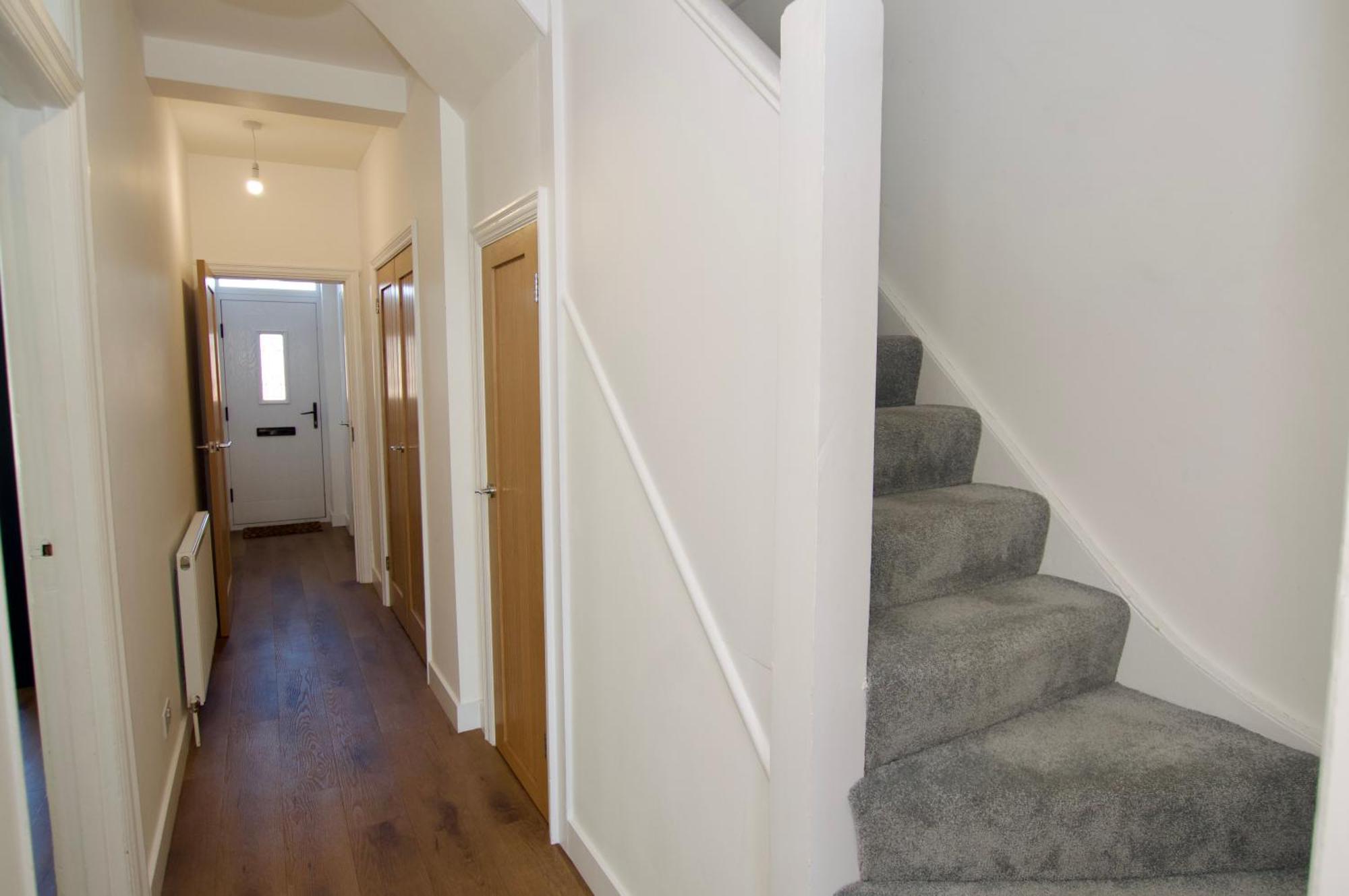Appartement Beautiful Large 3-Bed Coastal Flat With Parking. à Frinton-on-Sea Extérieur photo